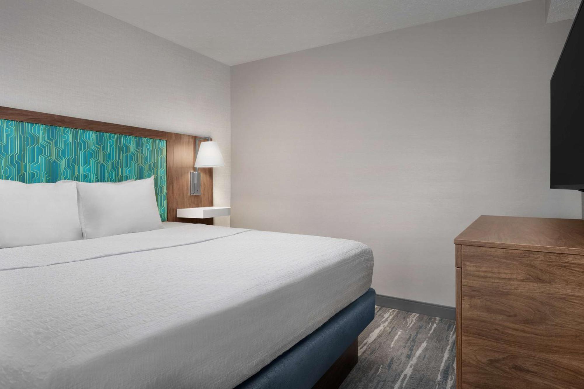 Hampton Inn Waterloo Ngoại thất bức ảnh