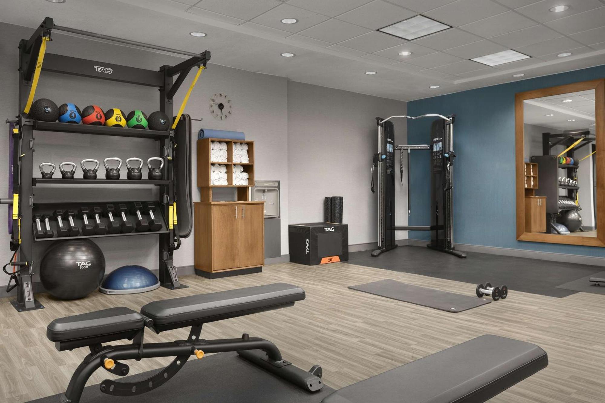 Hampton Inn Waterloo Ngoại thất bức ảnh