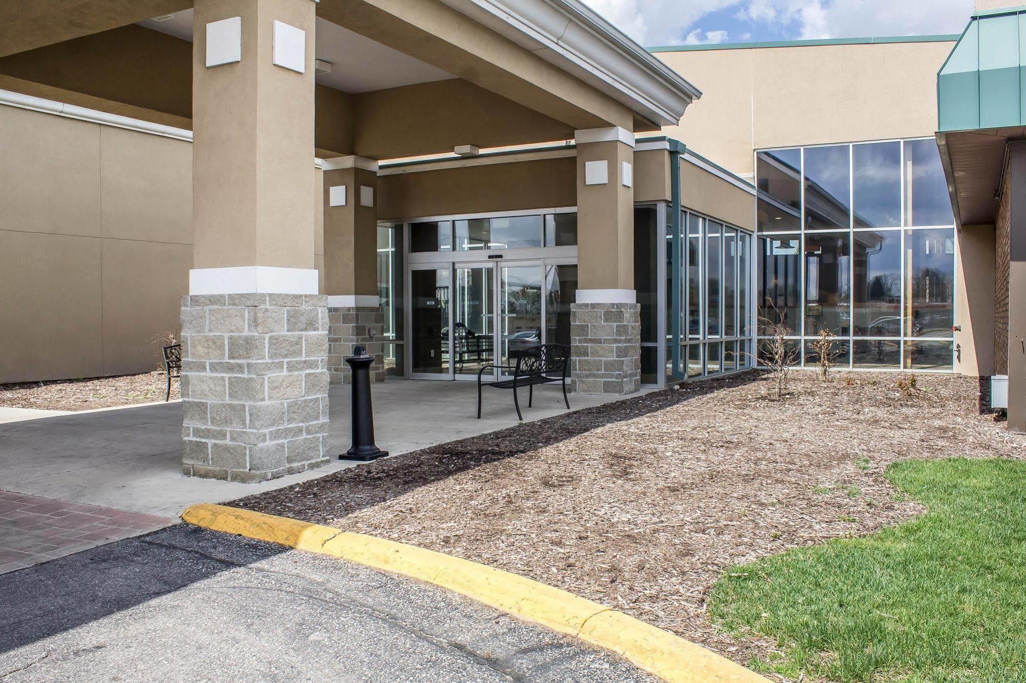 Hampton Inn Waterloo Ngoại thất bức ảnh